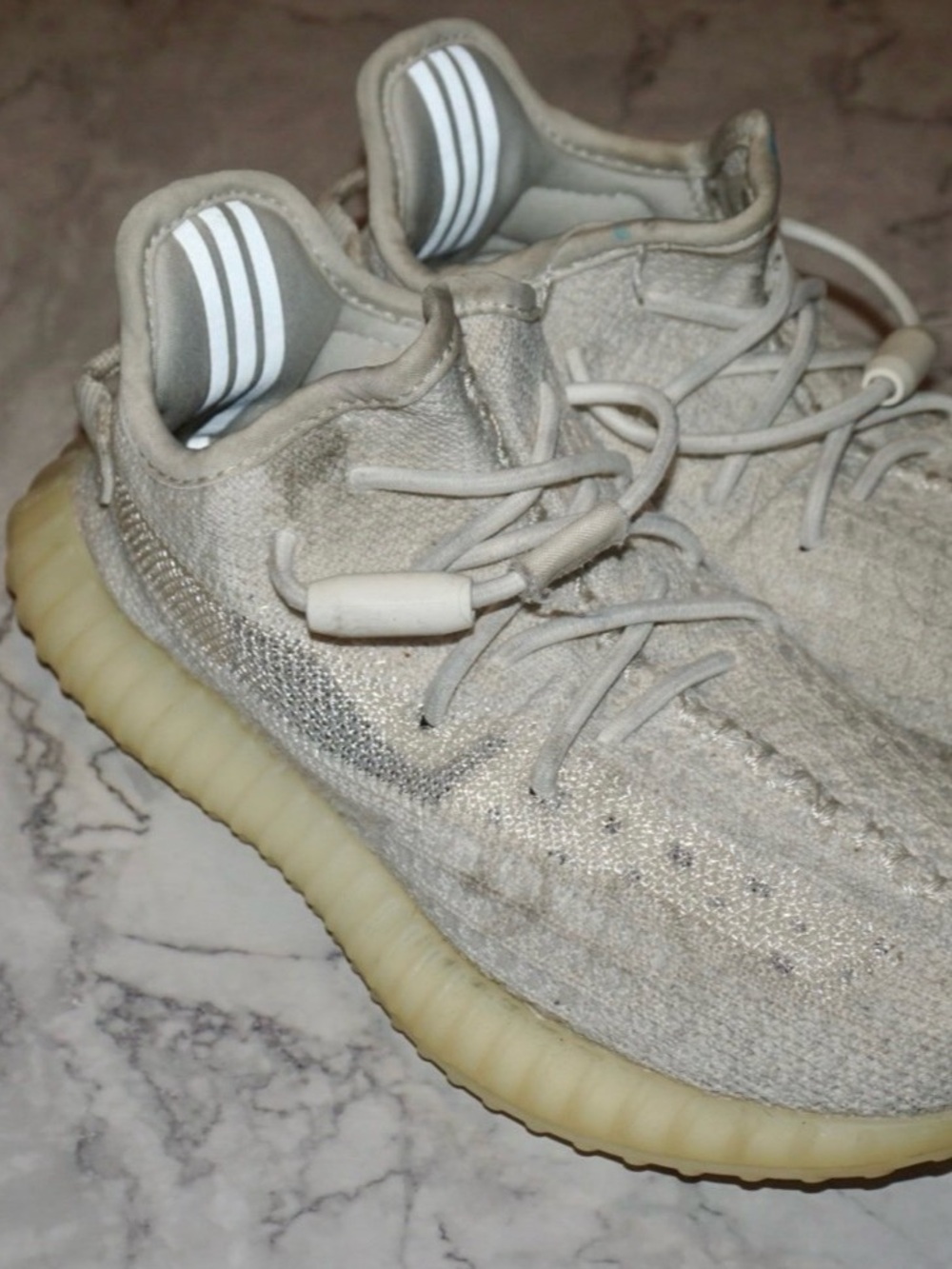 Yeezy 350 Boost V2 Bone White (Kids 13k) - Picture 3 of 11